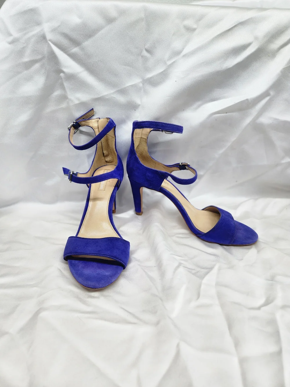 ANTONIO MELANI chic royal